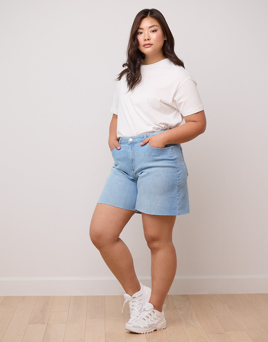 short en denim bleu clair