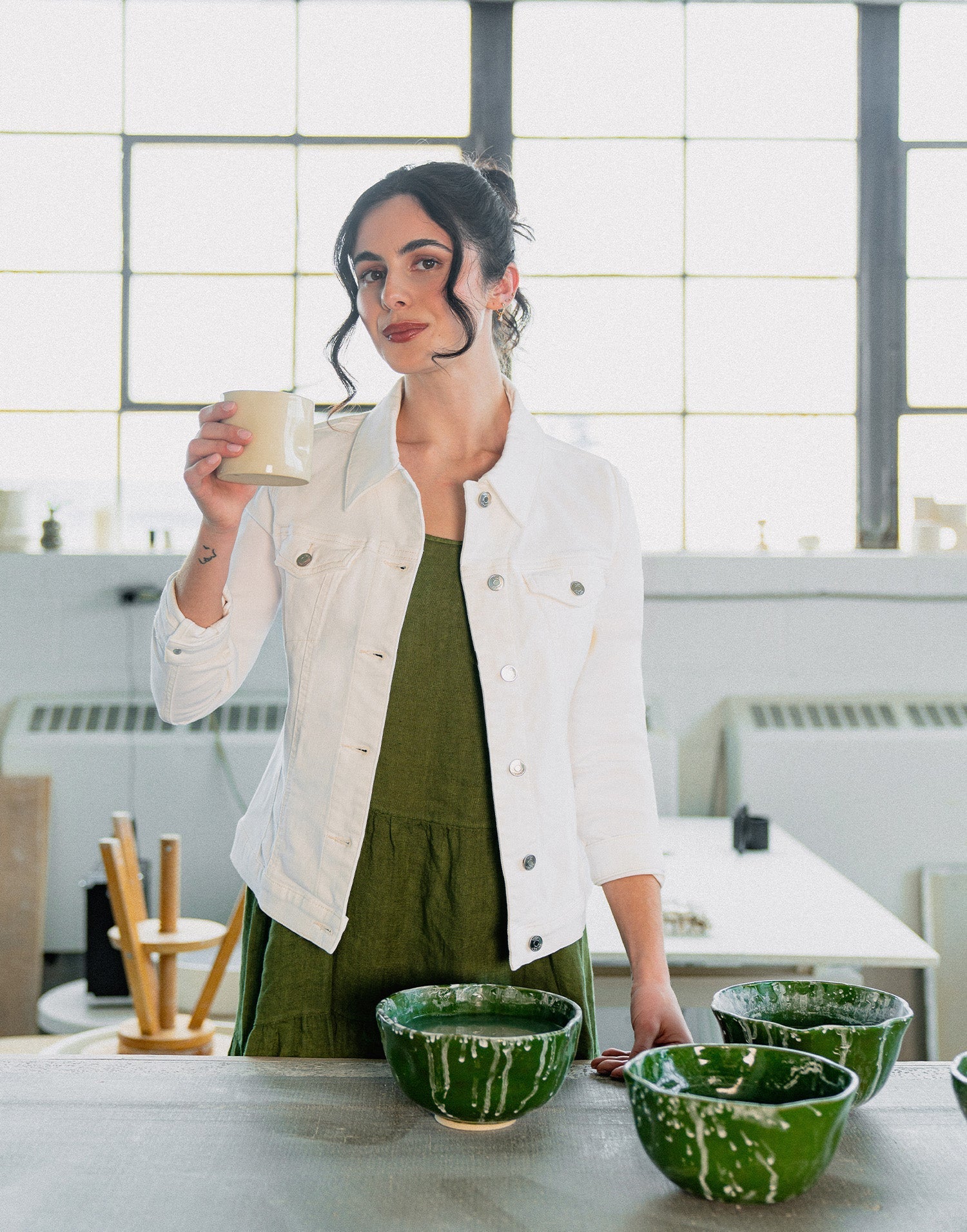 VESTE EN DENIM / WHITE LOTUS