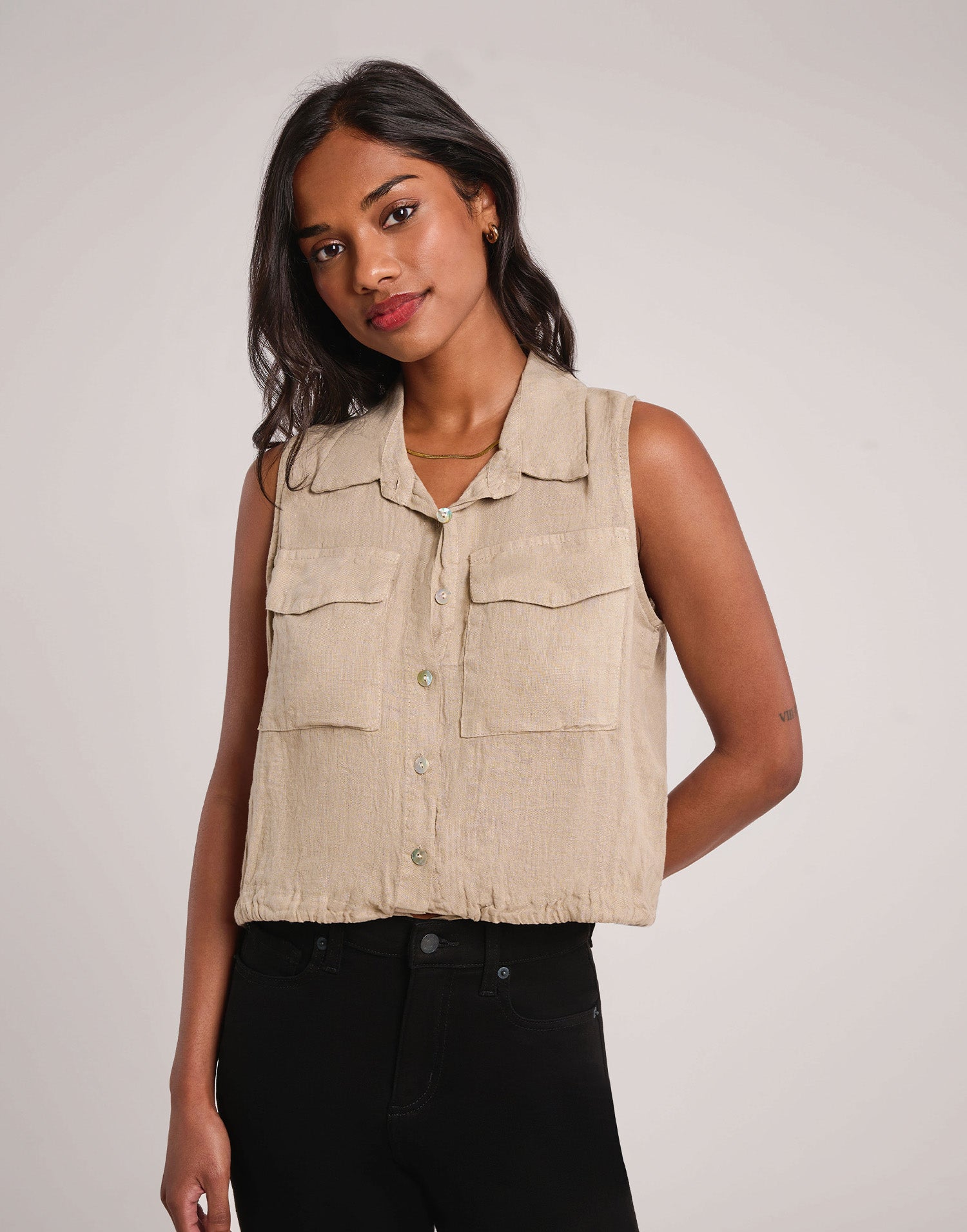 SOL LINEN SLEEVELESS VEST / SAND DUNE